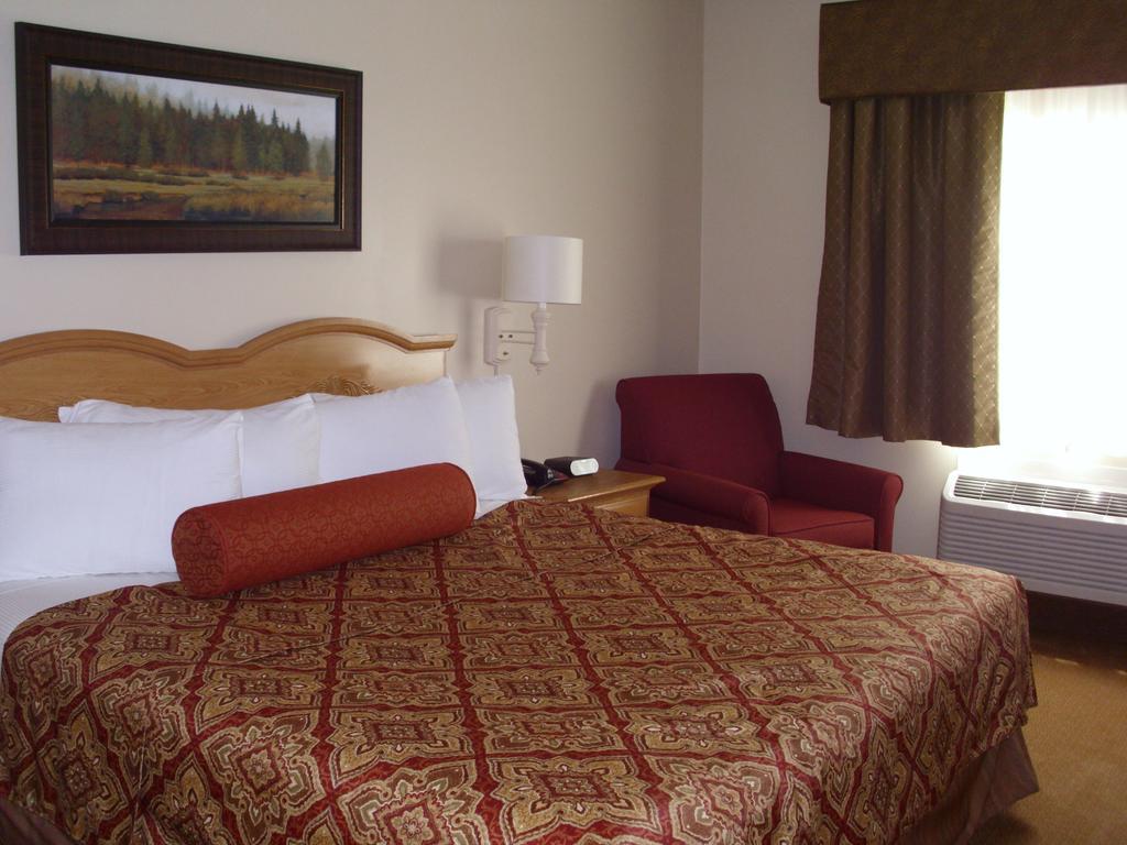 Savanna Inn & Suites Bilik gambar