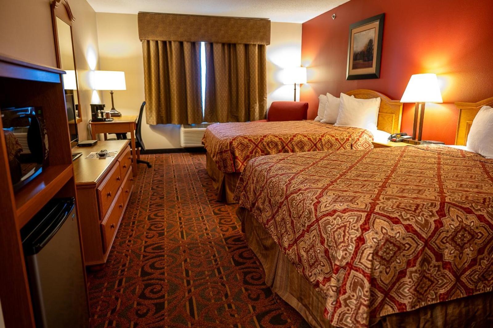 Savanna Inn & Suites Luaran gambar
